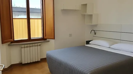 Rooms in Siena - photo 1