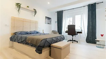 Room for rent in Madrid Chamartín, Madrid