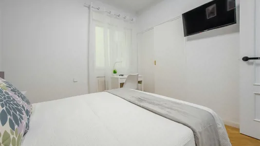 Rooms in Madrid Chamartín - photo 2