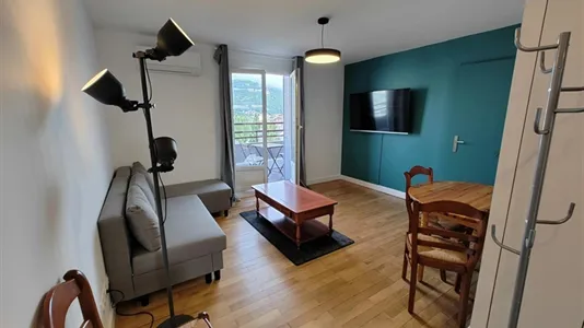 Rooms in Grenoble - photo 3