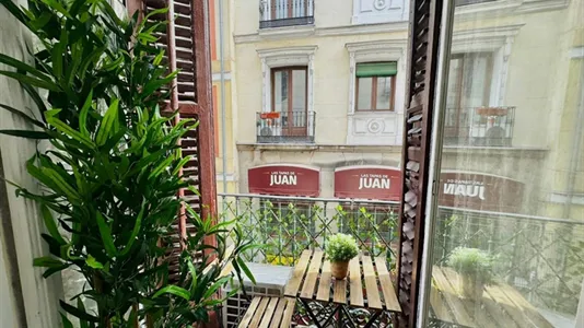 Rooms in Madrid Centro - photo 10