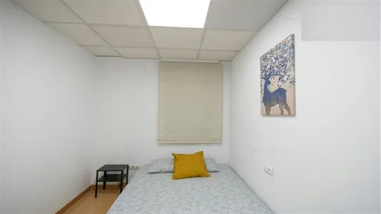 Rooms in Valencia Ciutat Vella - photo 5