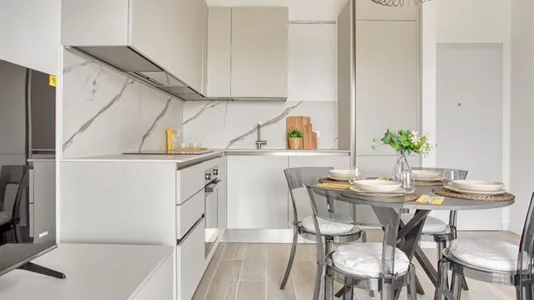 Apartments in Milano Zona 8 - Fiera, Gallaratese, Quarto Oggiaro - photo 4