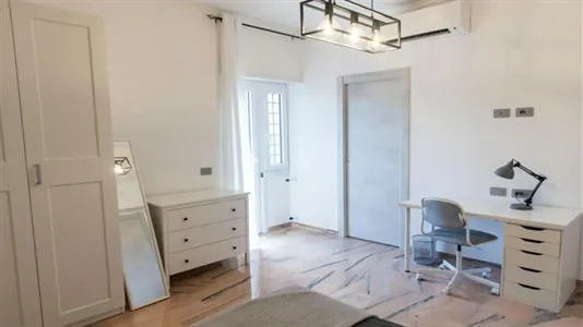 Rooms in Roma Municipio XIV – Monte Mario - photo 5