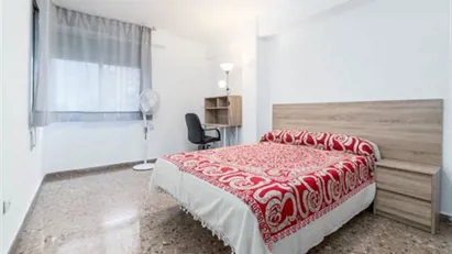 Room for rent in la Fontsanta, Comunidad Valenciana