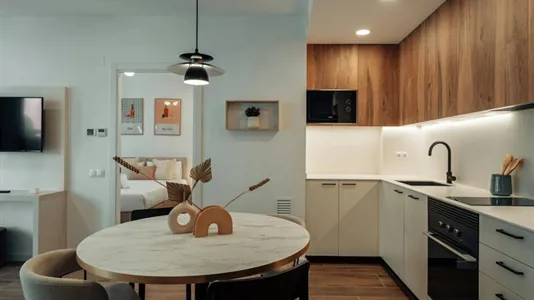 Apartments in Barcelona Ciutat Vella - photo 2