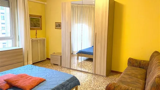 Rooms in Milano Zona 8 - Fiera, Gallaratese, Quarto Oggiaro - photo 4