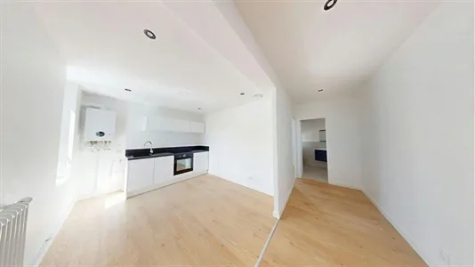 Apartments in Saint-Étienne - photo 1