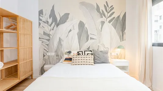 Rooms in Málaga - photo 3