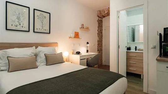 Rooms in Madrid Retiro - photo 1