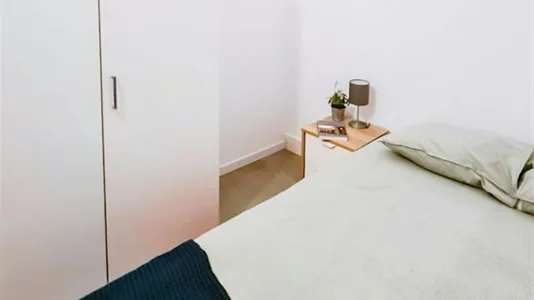 Rooms in Valencia Ciutat Vella - photo 8