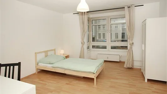 Rooms in Berlin Mitte - photo 1