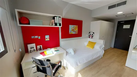 Rooms in Madrid Moncloa-Aravaca - photo 3