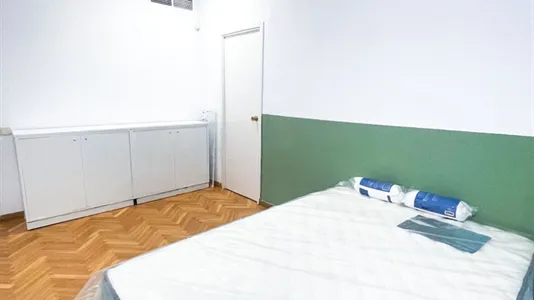 Rooms in Barcelona Sarrià-St. Gervasi - photo 7