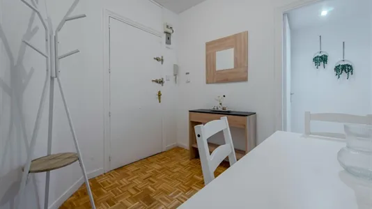 Rooms in Madrid ChamartĂn - photo 10