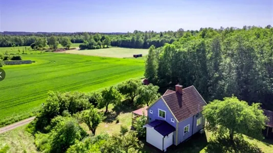 Houses in Kumla - photo 1