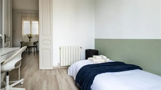 Apartments in Barcelona Eixample - photo 6