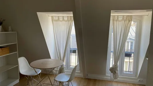 Apartments in Paris 17ème arrondissement - photo 6