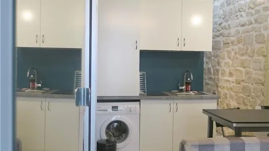 Apartments in Paris 18ème arrondissement - Montmartre - photo 7