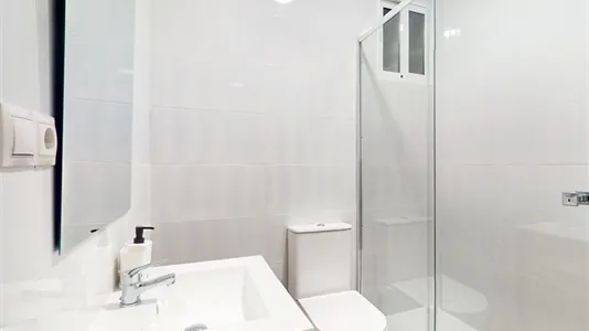 Rooms in Valencia Extramurs - photo 5