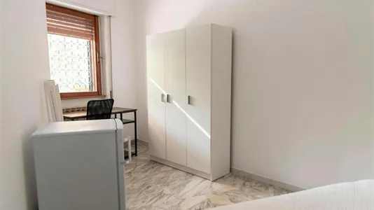 Rooms in Roma Municipio IX – EUR - photo 4