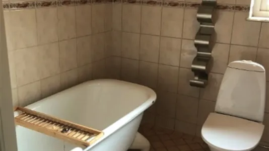 Houses in Salem - photo 14