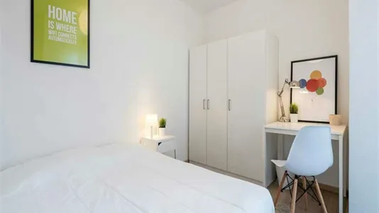 Rooms in Lyon - photo 2