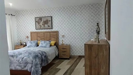 Rooms in Los Realejos - photo 2