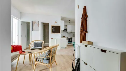 Rooms in Paris 16éme arrondissement (North) - photo 7