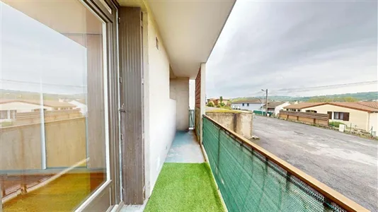 Apartments in Saint-Étienne - photo 7