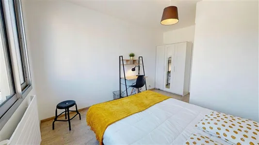 Rooms in Lyon - photo 2
