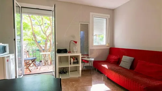 Apartments in Barcelona Ciutat Vella - photo 3
