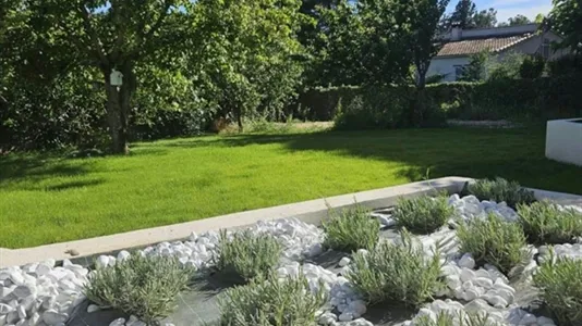 Houses in Brignoles - photo 3