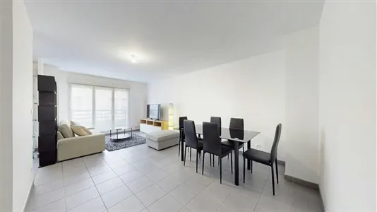 Apartments in Lyon - photo 2