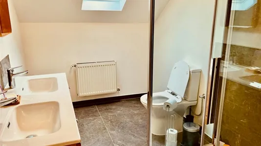 Rooms in Brussels Anderlecht - photo 4