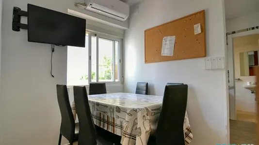 Rooms in Madrid Salamanca - photo 9