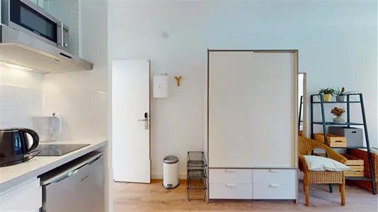 Rooms in Fontainebleau - photo 10