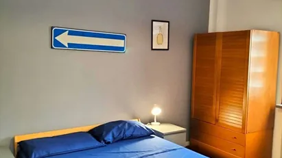 Room for rent in Milano Zona 8 - Fiera, Gallaratese, Quarto Oggiaro, Milan