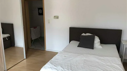 Rooms in Frankfurt Süd - photo 1