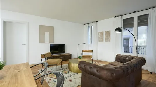 Apartments in Barcelona Ciutat Vella - photo 4