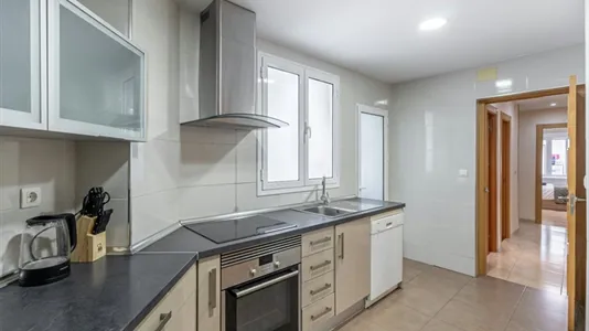 Rooms in Granada - photo 10