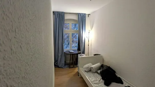 Rooms in Berlin Friedrichshain-Kreuzberg - photo 7