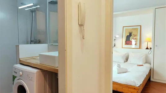 Apartments in Barcelona Ciutat Vella - photo 4