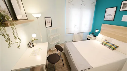 Rooms in Bilbao - photo 5