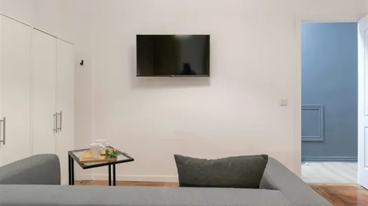 Rooms in Madrid Hortaleza - photo 10