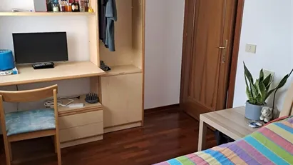 Room for rent in Padua, Veneto