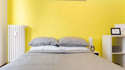 Room for rent in Buccinasco, Lombardia