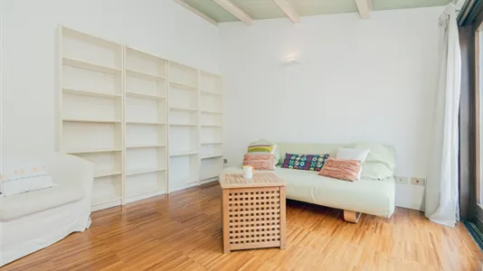 Apartments in Milano Zona 5 - Vigentino, Chiaravalle, Gratosoglio - photo 2