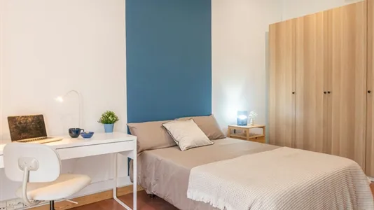 Rooms in Barcelona Gràcia - photo 1