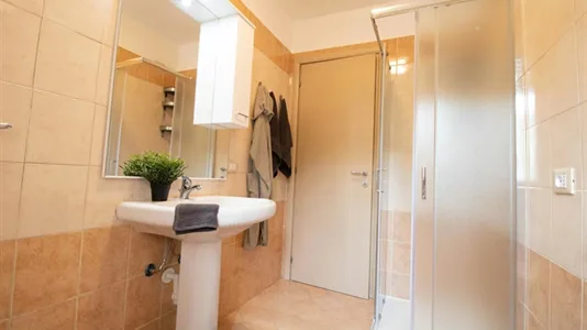 Rooms in Pavia - photo 3